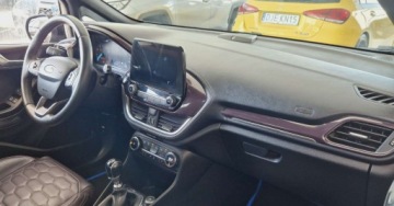 Ford Fiesta VIII Hatchback 3d 1.0 EcoBoost 140KM 2018 Ford Fiesta Vignale 140KM Skorzana tapicerka LEDY Nawigacja Kamera BO, zdjęcie 15