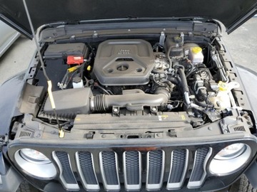 Jeep 2022 Jeep Wrangler UNLIMITED SAHARA, male uszkodzenia 2.0 Benzyna 285KM, zdjęcie 10