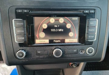 Volkswagen Touran II 1.4 TSI 140KM 2011 Volkswagen Touran Navi Super stan 1.4 Benzyna 140KM, zdjęcie 22