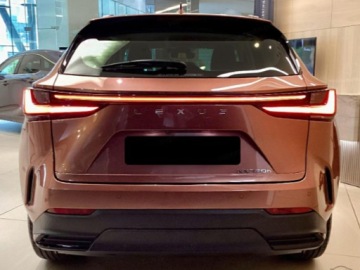 Lexus NX II SUV Facelifting 2.5 350h 200KM 2026 LEXUS NX 350h Prestige 2.5 Hybrid AWD Suv 200KM 2026, zdjęcie 3