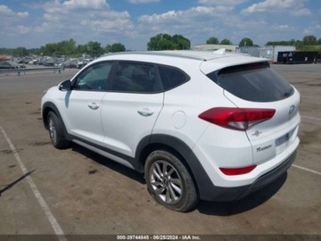 Hyundai Tucson III 2018 Hyundai Tucson 2018 Hyundai Tucson SEL AWD 2.0 Benzyna 164KM, zdjęcie 3