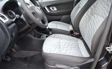 Skoda Fabia II Hatchback 1.4 i 16V 85KM 2008 Skoda Fabia bezwypadkowa - Climatronic - auto zarejstrowane 1.4 Benzyna, zdjęcie 5