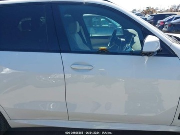 BMW X5 G05 2022 BMW X5 M50I 2022 4.4l 4.4 Benzyna 523KM, zdjęcie 1