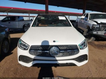 Mercedes GLC C253 2021 Mercedes-Benz GLC 300 4Matic 2021 2.0 Benzyna 255KM, zdjęcie 7