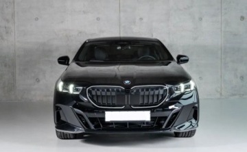 BMW Seria 5 G90-91 2026 BMW Seria 5 540d xDrive, Panorama, M sport, Pakiet Travel, Bowers, 21 cali, zdjęcie 3