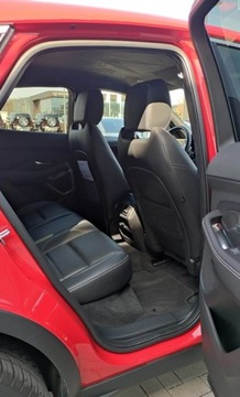 Jaguar E-Pace SUV Facelifting 2.0D MHEV 204KM 2021 Jaguar E-Pace 2.0D I4 204 KM MHEV AWD Auto R-Dynamic SE MY21 2.0 Diesel, zdjęcie 2