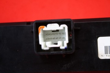 DISPLEJ CC33B MAZDA 5 1 I CR 05-08