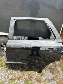 DODGE DURANGO 2011-2022 DVEŘE ZADNÍ LEVÉ USA