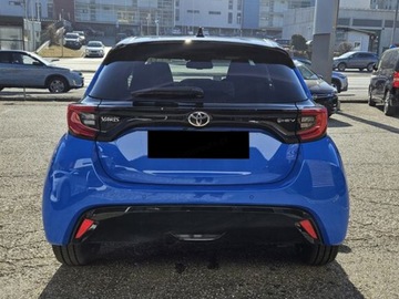 Toyota Yaris IV Hatchback Facelifting 1.5 Hybrid Dynamic Force 130KM 2025 Od ręki - Executive 1.5 Hybrid 130KM | Podgrzewane fotele!, zdjęcie 3