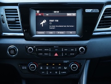 Kia Niro I Crossover 1.6 GDi Hybrid 141KM 2018 Kia Niro Hybrid, Salon Polska, Serwis ASO, zdjęcie 11