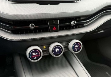 Skoda Superb III Kombi Facelifting 1.5 TSI 150KM 2024 Skoda Superb salon Polska gwarancja kamera hak VAT 23 1.5 Benzyna 150KM, zdjęcie 18