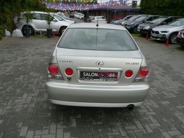 Lexus IS I Sedan 2.0 155KM 1999 Lexus IS Automat Stan Idealny bez rdzy i korozji, zdjęcie 9