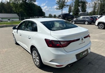 Renault Megane IV Hatchback 5d 1.6 SCe 114KM 2018 Renault Megane 1.6B 115KM 2018r. Salon Polska 1.6 Benzyna 115KM, zdjęcie 8