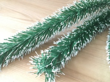 GIRLANDA БЕЛО-ЗЕЛЕНЫЙ 10 x 4,5 м искусственный