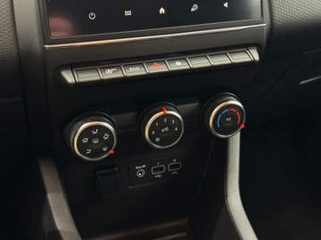 Renault Clio V Hatchback 5d 1.0 TCe 90KM 2022 Renault Clio Equilibre / LED / CarPlay/Android Aut, zdjęcie 22