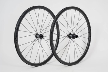 NO LIMITED Sprint 34 Gravel DISC DT Swiss 370 Sapim CX-Ray koła karbonowe