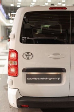 Toyota 2024 Toyota Proace Verso 2.0 D4-D Long Business 2.0 Diesel 144KM, zdjęcie 31