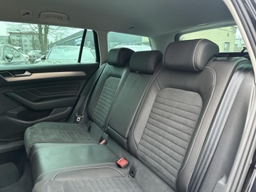 Volkswagen Passat B8 Variant Facelifting 2.0 TDI SCR 200KM 2022 Volkswagen Passat 2.0 TSI 200KM 4Motion FV 23%, zdjęcie 30