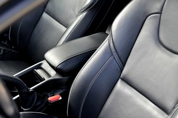 Volvo V40 II 2019 Volvo V40 2.0 T2 122KM RDesign Panorama Skóra, zdjęcie 15