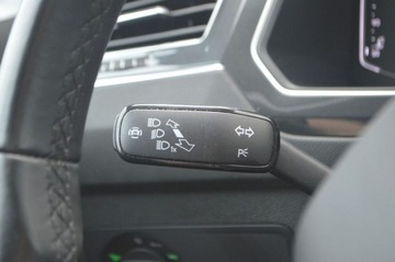 Volkswagen Tiguan II SUV Facelifting 2.0 TDI 200KM 2022 Volkswagen Tiguan 2.0 TDI SCR 4Mot Elegance DSG,SerwisASO,Bezwypadkowy,VAT, zdjęcie 12