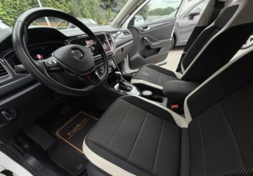 Volkswagen T-Roc I SUV 1.5 TSI ACT 150KM 2019 Volkswagen T-Roc 1.5TSI 150KM bezwypadkowy DSG VIRTUAL FULL LED KAMERA, zdjęcie 9