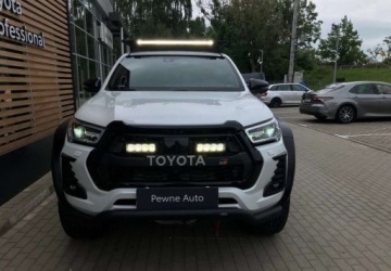 Toyota Hilux VIII Podwójna kabina Facelifting 2.8 D-4D 204KM 2022 Toyota Hilux Toyota Hilux 2.8 D-4D Double Cab GR Sport 4x4 2.8 Diesel 204KM, zdjęcie 18
