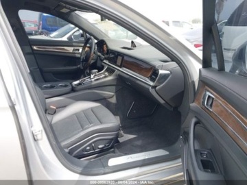 Porsche Panamera II 2023 Porsche Panamera 2023 4x4 Platinium edition 2.9 Benzyna 325KM, zdjęcie 9