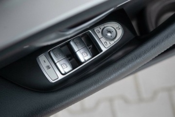 Mercedes Klasa E W213 Limuzyna 2.0 220d 194KM 2020 Mercedes-Benz Klasa E E220d 4 Matic AMG Salon Polska Autotrade Mercedes, zdjęcie 16