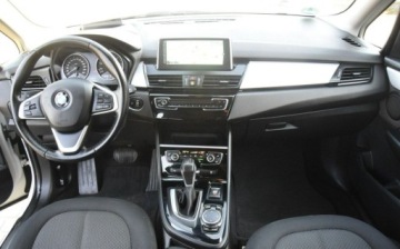 BMW Seria 2 F22-F23-F45-F46 Active Tourer 218d 150KM 2015 BMW Seria 2 2.0D Automat Navi PDC Head UP Oryginal Lakier Sprowadzony, zdjęcie 24
