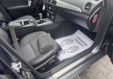 Mercedes Klasa C W204 Kombi T204 2.2 200 CDI BlueEFFICIENCY 136KM 2014 Mercedes-Benz Klasa C bezwypadekz Niemiec jedzie i wyglada jak nowe 2.1, zdjęcie 17