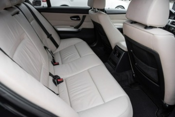 BMW Seria 3 E90-91-92-93 Coupe E92 Facelifting 325i 218KM 2011 BMW 325 LCI 3.0i 325i 218KM Full Opcja ! Opłacona, zdjęcie 8