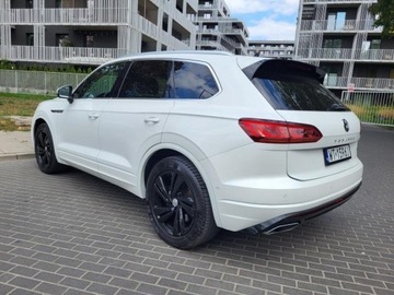Volkswagen Touareg III SUV 4.0 V8 TDI SCR 422KM 2019 Touareg R-LINE * V8 4,0l diesel 421KM*Salon PL*Bezwypadkowy* ASO*VAT23, zdjęcie 29