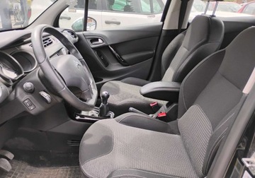 Citroen C3 II 2014 Citroen C3 2014r, 1.2 Benzyna. Lekko uszkodzony tyl. Jezdzi. 1.2 Benzyna, zdjęcie 6