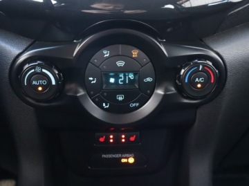 Ford Ecosport II SUV 1.0 Ecoboost 125KM 2016 Ford Ecosport 1.0 EcoBoost, Skóra, Klima, zdjęcie 18