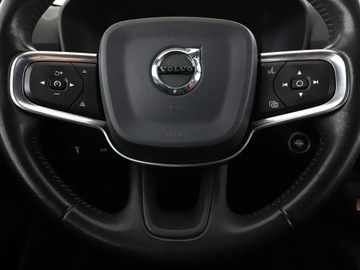 Volvo XC40 Crossover 1.5 T3 163KM 2019 Volvo XC 40 Momentum Pro T3 automat skóra navi, zdjęcie 20