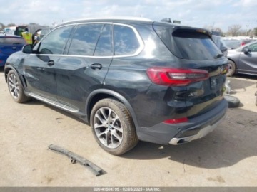 BMW X5 G05 2023 BMW X5 xdrive40i, 2023r., 4x4, 3.0L 3.0 Benzyna 335KM, zdjęcie 3