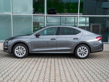 Skoda Octavia IV Liftback 1.5 TSI EVO 150KM 2026 SKODA Octavia Drive Selection 1.5 TSI mHEV DSG 150KM 2026, zdjęcie 2