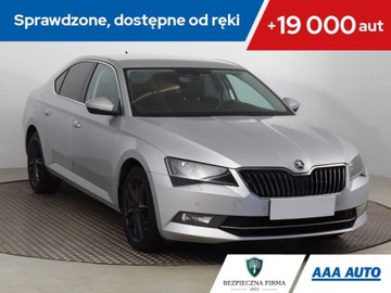Skoda Superb III Liftback 2.0 TDI 150KM 2018 Skoda Superb 2.0 TDI, Salon Polska, Automat, Navi
