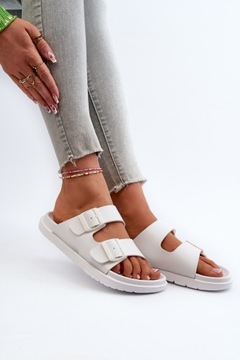 ЛЕГКИЕ ЖЕНСКИЕ ТАПОЧКИ ИЗ ПЕНЫ С БОЛЬШИМИ ЗВЕЗДНЫМИ ПРЯЖКАМИ NN274A751 БЕЛЫЙ 39