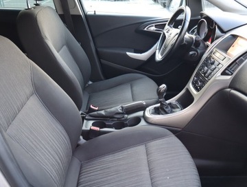 Opel Astra J Hatchback 5d 1.7 CDTI ECOTEC 110KM 2012 Opel Astra 1.7 CDTI, Salon Polska, Serwis ASO, zdjęcie 8