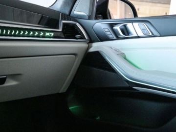 BMW X7 SUV Facelifting 3.0 40d 352KM 2025 BMW X7 BMW X7 xDrive40d LCI 3.0 Diesel 352KM, zdjęcie 16