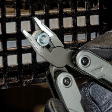 Stanley FMHT0-72414 Мультиинструмент 16 в 1