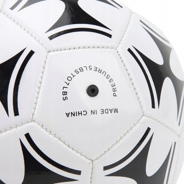 Высокоэластичный футбольный мяч