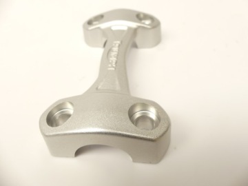 СТОЯКИ КРЕПЛЕНИЕ НА РУЛЬ TRIUMPH STREET TRIPLE 675