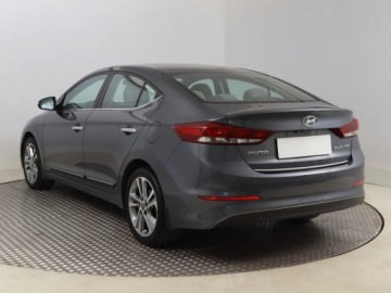 Hyundai Elantra VI Sedan 1.6 CRDi 136KM 2016 Hyundai Elantra 1.6 CRDi, Salon Polska, zdjęcie 3