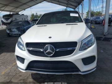 Mercedes GLE W166/C292 2018 Mercedes-Benz GLE 2018 MERCEDES-BENZ AMG GLE 43 COUPE 4MATIC 3.0 Benzyna, zdjęcie 11