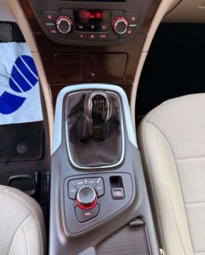 Opel Insignia I Sports Tourer 1.6 Turbo ECOTEC 180KM 2009 Opel Insignia COSMO 1.6T 180ps 6Biegow Xenon EL.Klapa Serwisowana Bezwypad, zdjęcie 26