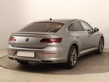 Volkswagen Arteon Fastback 2.0 TDI 190KM 2018 VW Arteon 2.0 TDI, 187 KM, Automat, Skóra, Navi, zdjęcie 4