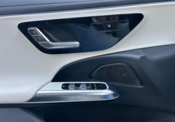 Mercedes Klasa E W214 Sedan 2.0 200 204KM 2025 Mercedes-Benz Klasa E 200 4M Pakiet wyposazenia AVANTGARDE Advanced 2.0, zdjęcie 18