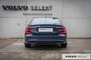 Volvo S60 III Sedan Facelifting 2.0 B5 250KM 2023 Volvo S60 VOLVO S60 B5 Ultimate Dark Mild Hybrid B, zdjęcie 6